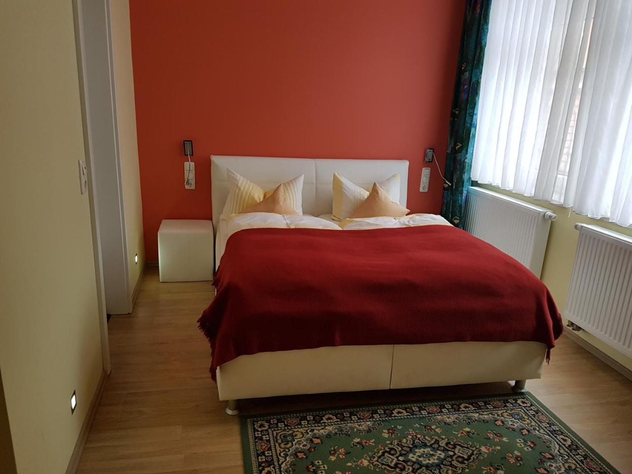 Hotel Am Kuhbogen Хоф Экстерьер фото